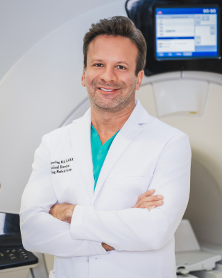 Dr. Dan Sperling, MD, founder and Medical Director of Sperling Prostate Center, specialist in MRI-guided prostate cancer diagnosis and treatment