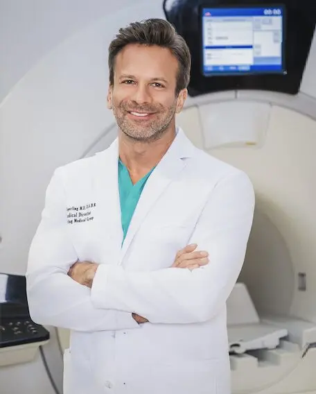 Dr. Dan Sperling headshot